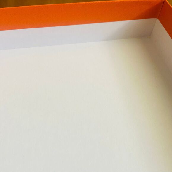 Hermes Gift Box - orange small shoe gift box {EMPTY BOX} (11.25" x 6.5" x 4") - Picture 8 of 9